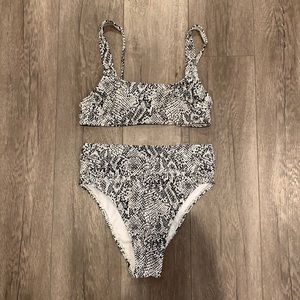 Xharation black and white bikini